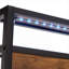 Lit plateforme en métal noir de jais avec lumières DEL, tête et pied de lit en bois, aucun sommier nécessaire pour la chambre à coucher