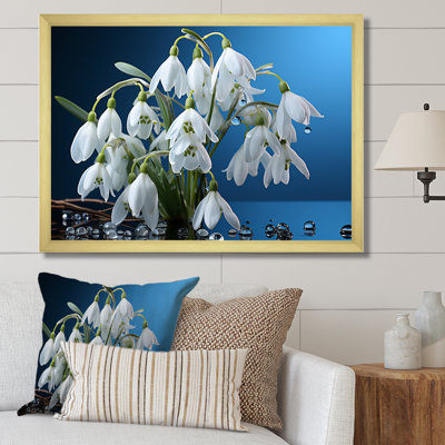 «Winter Snowdrop Flower», photographie sur toile