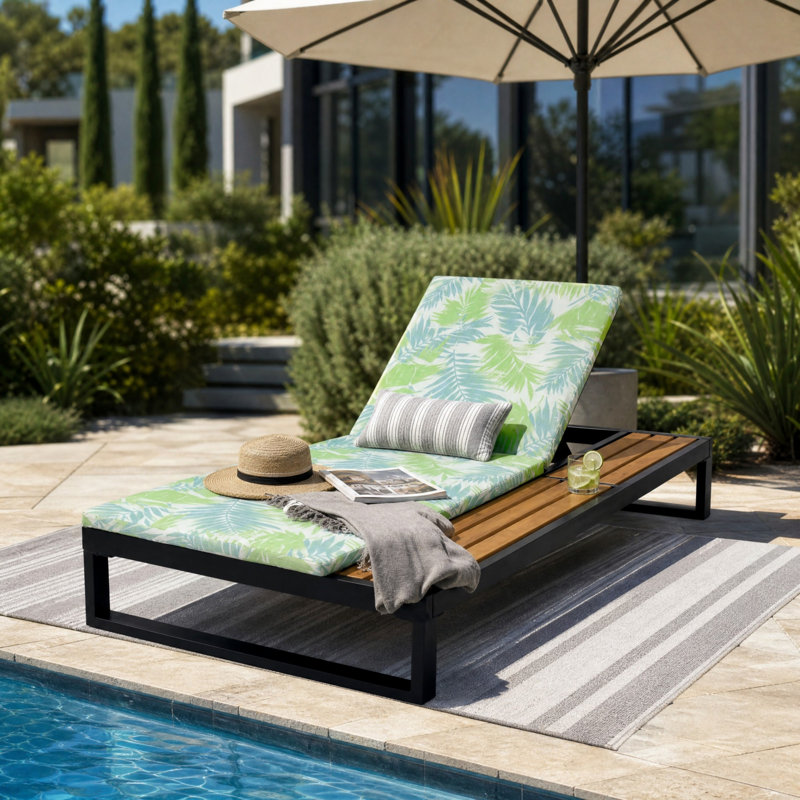 Chaise longue en fer avec coussin pour patio