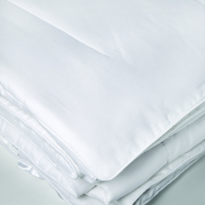 Down Alternative Comforter