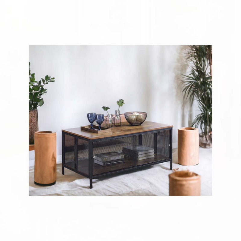 Table basse en bois avec 4 pieds