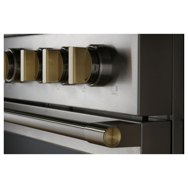 Monogram 36" Dual-Fuel Professional Range With 4 Burners And Griddle