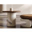 Table basse moderne de style médiéval