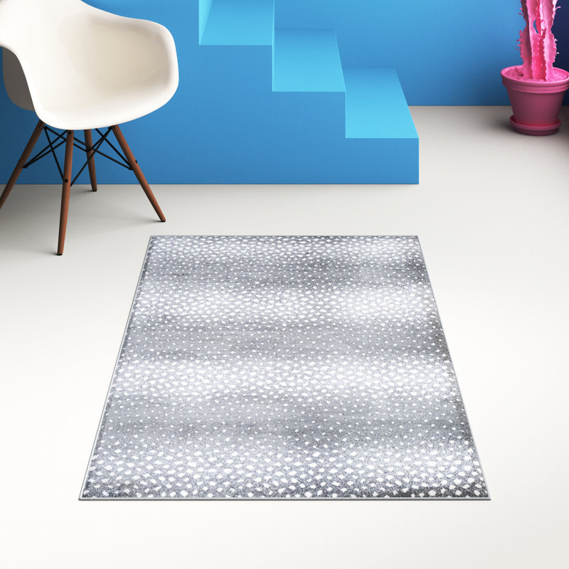 Antelope Modern Animal Gray/Cream Rug, Rectangle 7'8" x 10'
