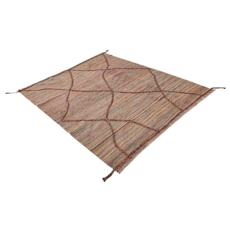 Tapis multicolore 5 pi 9 po x 7 pi 2 po