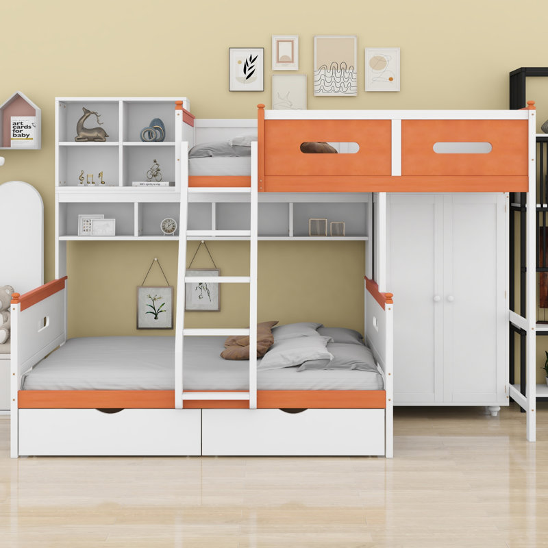 Lit superposé peu encombrant avec garde-robe, tiroirs et tablettes
