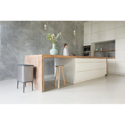 Brabantia Bo 9.5gal Touch Top Trash Can