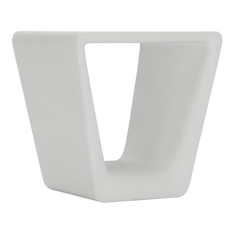 Hyannis 19.31'' Stone Outdoor Side Table