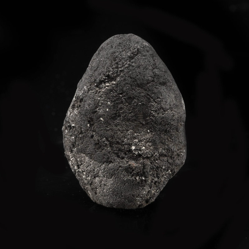 Diamant noir carbonado / 230,25 carats