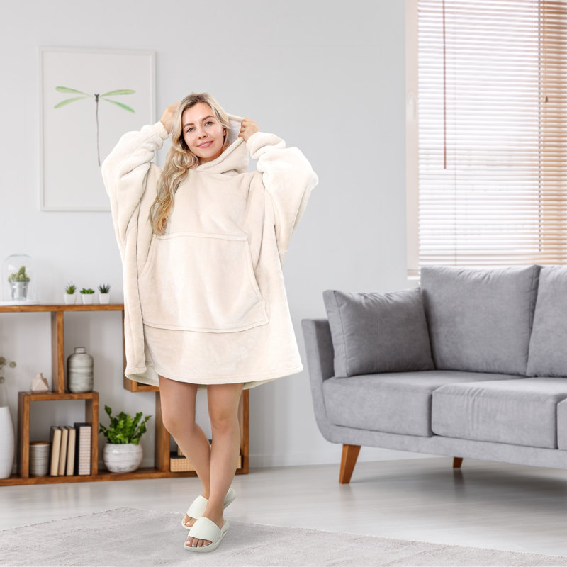 Avlona Hand Woven Throw Blanket, Cream
