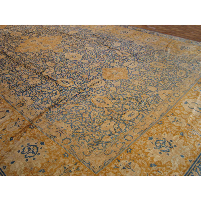 Hand Knotted Wool Area Rug in Blue