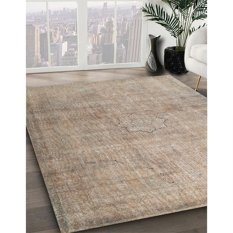 Aiyannah Oriental Indoor Rug, Round 4'