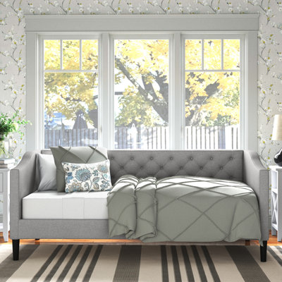 Pennville Upholstered Daybed