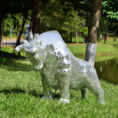 Statue de corrida argentée avec miroir extérieur en losange, figurines et sculptures