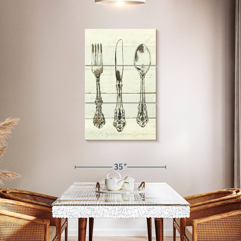 Ustensiles de cuisine ornés, H 45 po x l 28 po