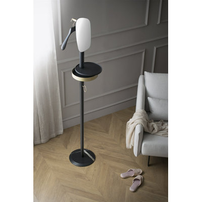 Glan Valet Stand