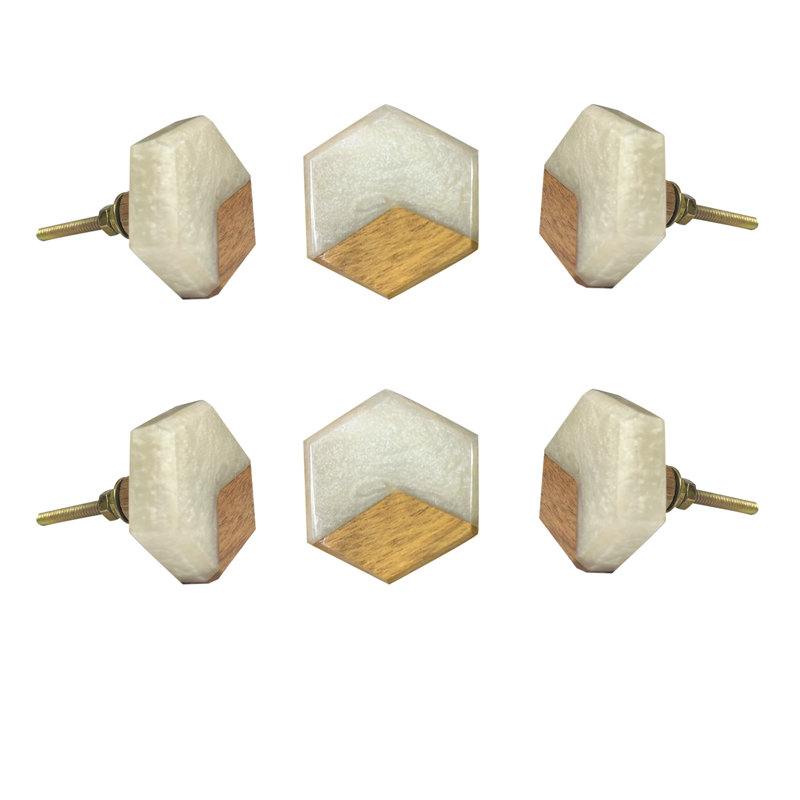 Boutons hexagonaux en bois