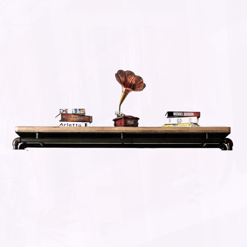 Pont industriel avec console inspirée des tuyaux