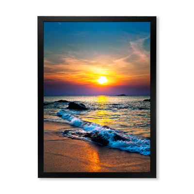 «Bright Sunset of Waves Breaking at the Shore», photographie sur toile