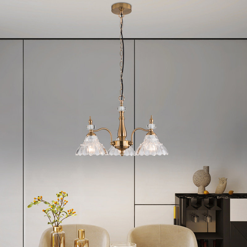 Lustre 3 lumières avec abat-jour élégants en forme de fleur Gerrin