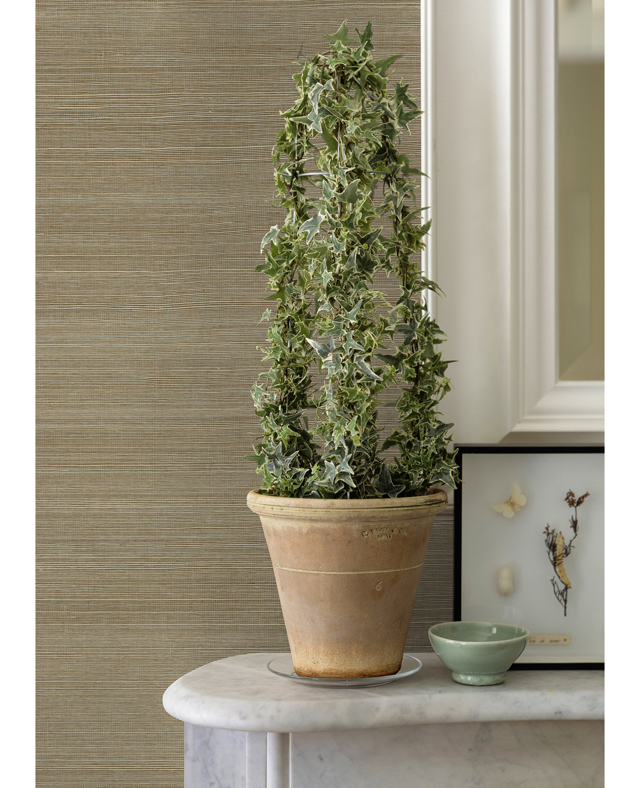 Hamza Modern Grass Cloth Abstract Wallpaper, Slate, 36" W x 24' L