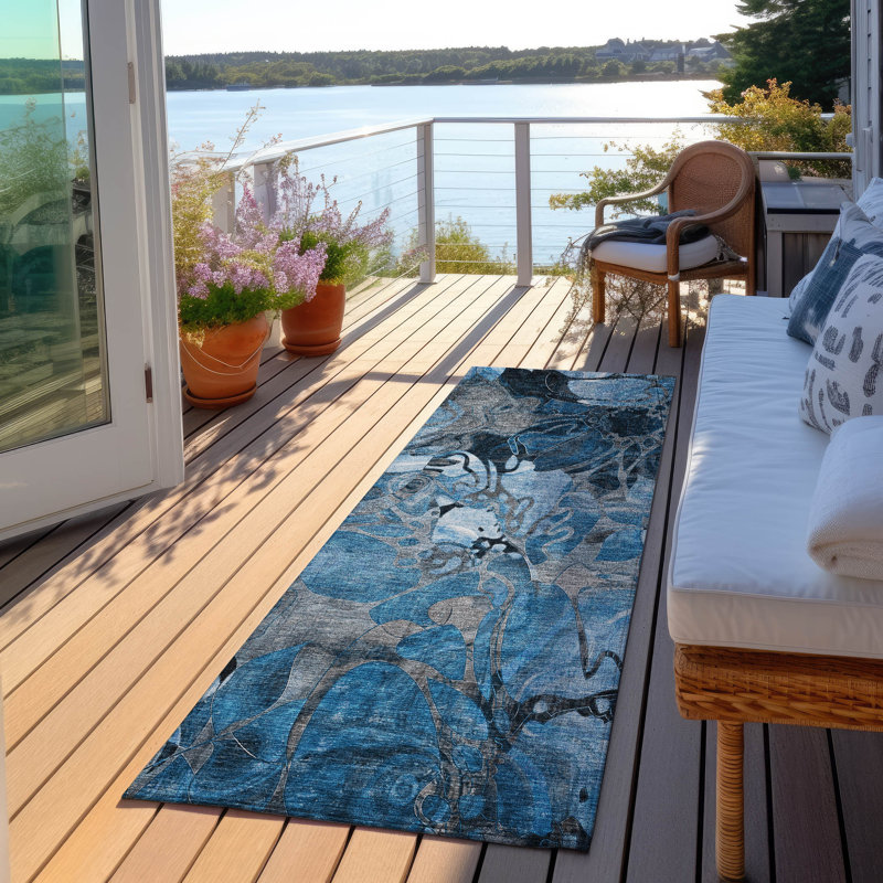 Tapis bleu intérieur / extérieur en polyester tissé à la machine Altair, Tapis de couloir 2 pi 3 po x 7 pi 6 po