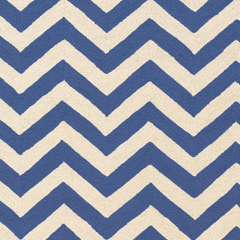 Hand Hooked Wool Chevron Indoor Rug, Rectangle 8' x 10'