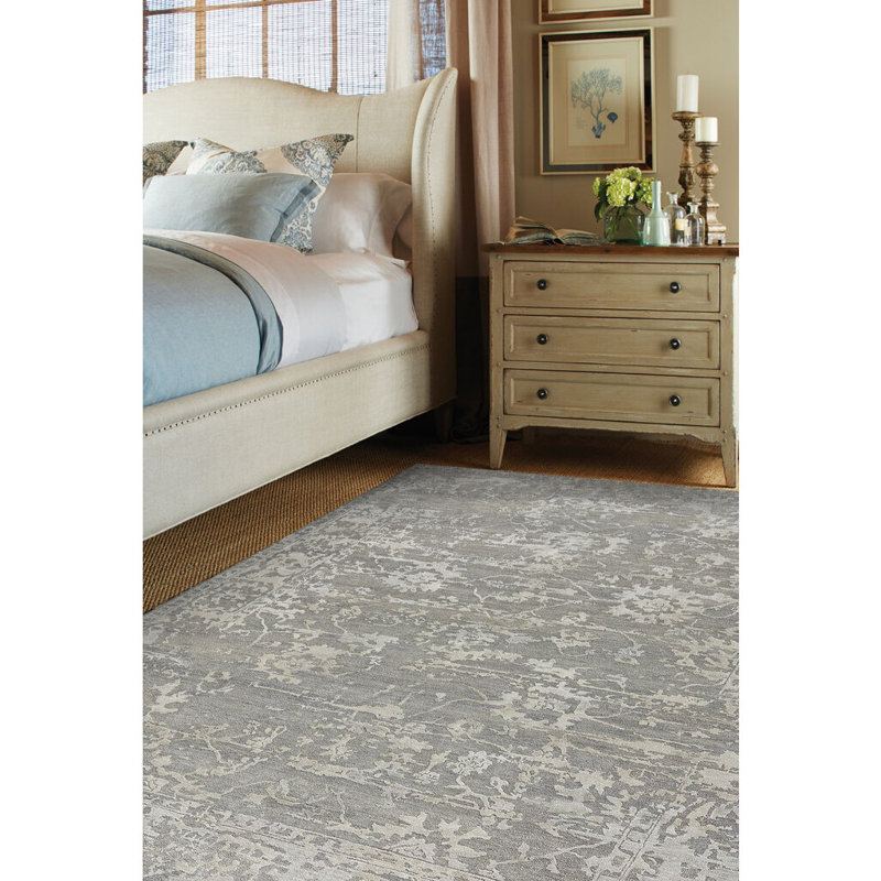Jain Oriental Area Rug in Black, Rectangle 5'6" x 8'6"