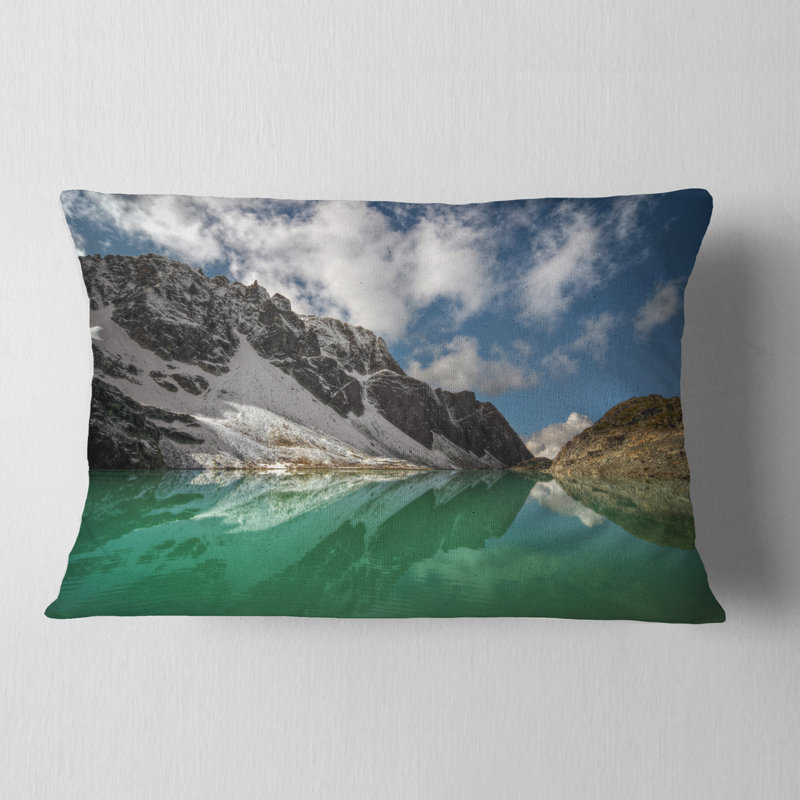 Coussin Clear Mountain Lake
