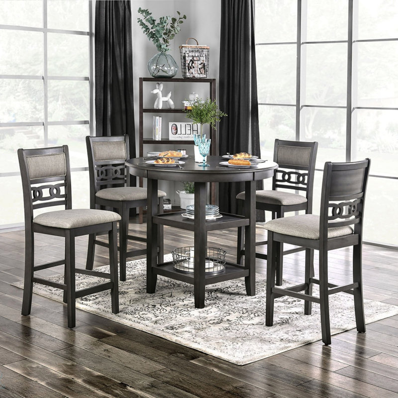 Ensemble de salle à manger à hauteur de comptoir 5 pièces de style transitionnel avec table ronde, tablettes ouvertes et chaises rembourrées pour une assise confortable