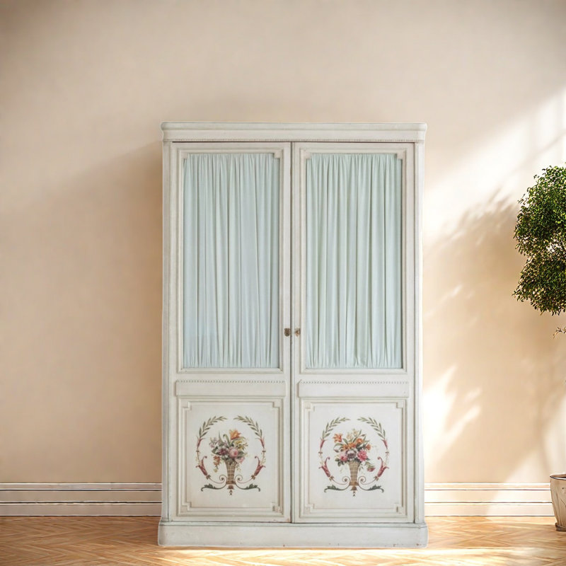 Armoire classique de style campagnard