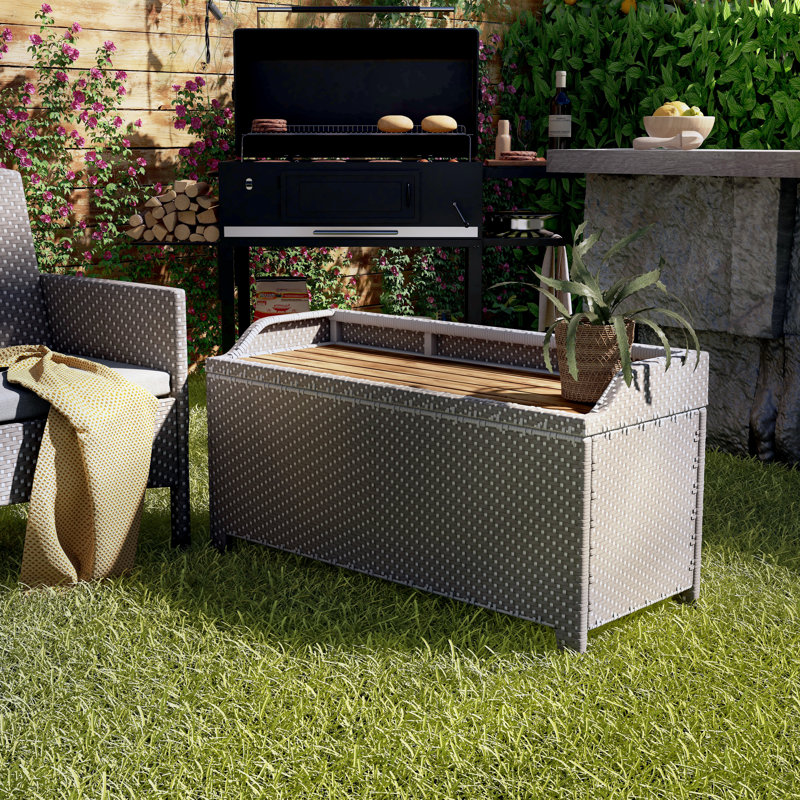 Angelah 4 - Person Patio Conversation Set