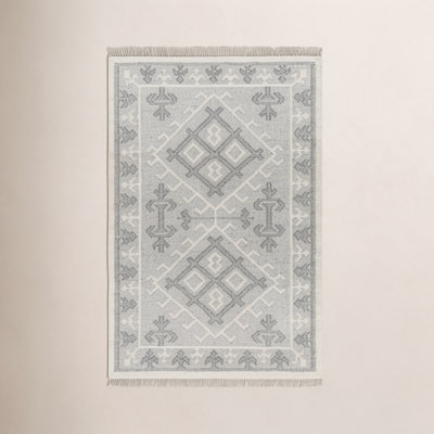 Saber Hand-Woven Gray Rug