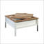 Table basse multifonctionnelle carrée avec surface de jeu d'échecs et de dames, finition blanche et accents de chêne