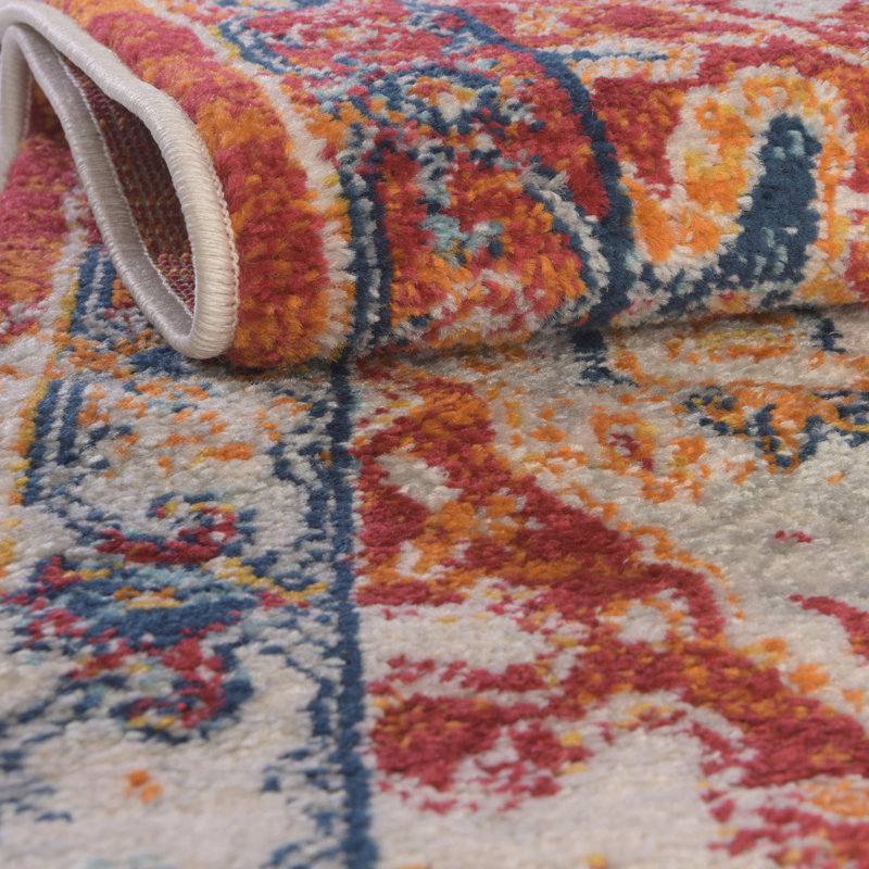Hagedorn Oriental Area Rug, Square 5'3", Red