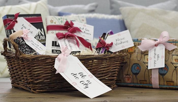 Ab in die City Geschenkkörbchen mit Anhängern zum kostenlosen Ausdrucken