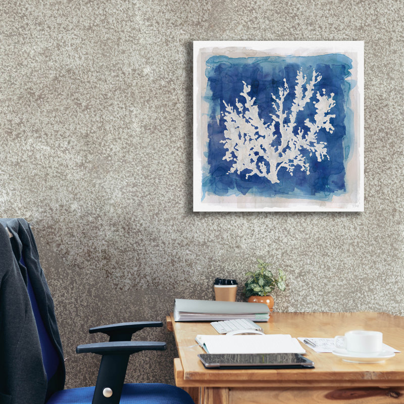 «Coastal Washes Coral II» par Carol Robinson, art mural sur toile, H 26 po x l 26 po x P 1,5 po