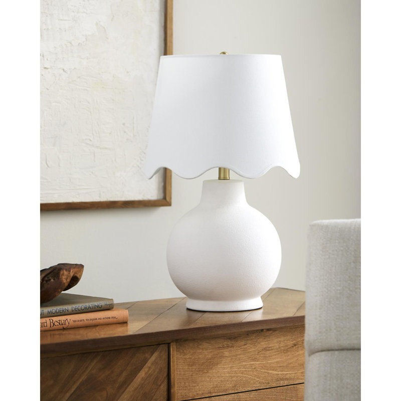 Ganza Table Lamp, White, Painted White