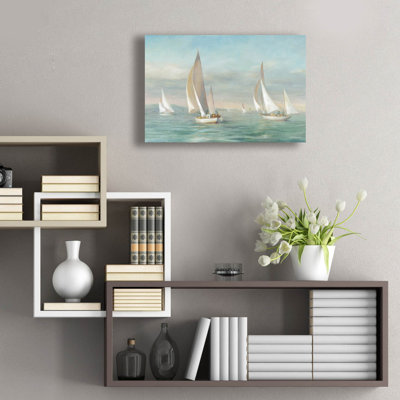  «Weekend Sail V2» par Danhui Nai, art mural en verre acrylique, 24 po x 16 po