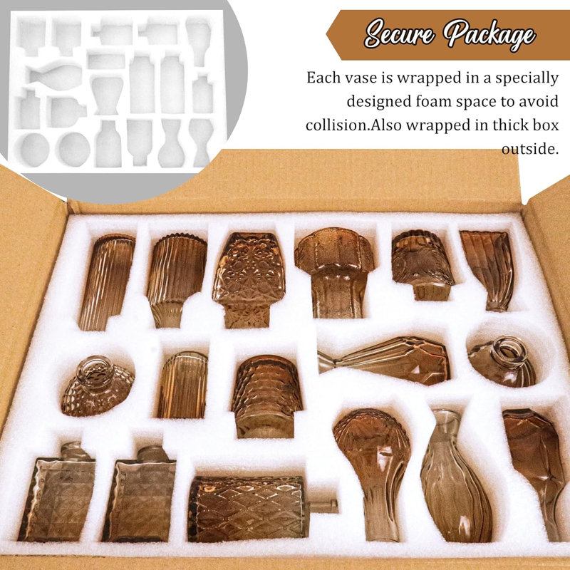 Ensemble de 36 petits vases en verre ambré, parfaits pour décorer vos centres de table. Bouteilles en verre vintage, vases transparents de formes variées, idéaux pour une décoration de table rustique, un mariage ou une décoration intérieure.