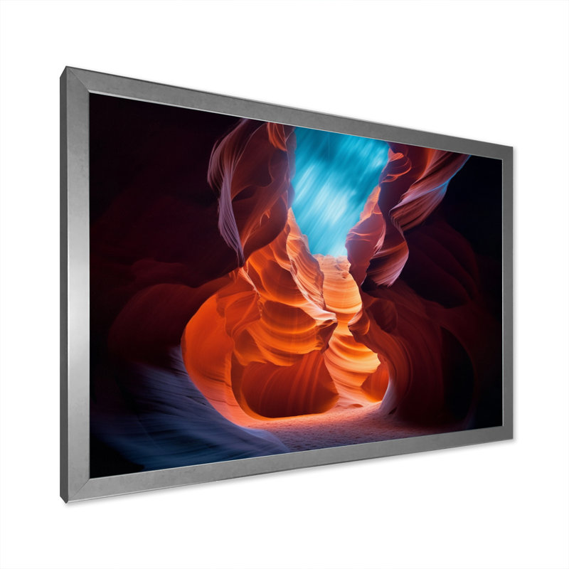 «Upper Antelope Canyon III», reproduction sur toile, H 16 po x l 32 po x P 1 po, Cadre simple argenté