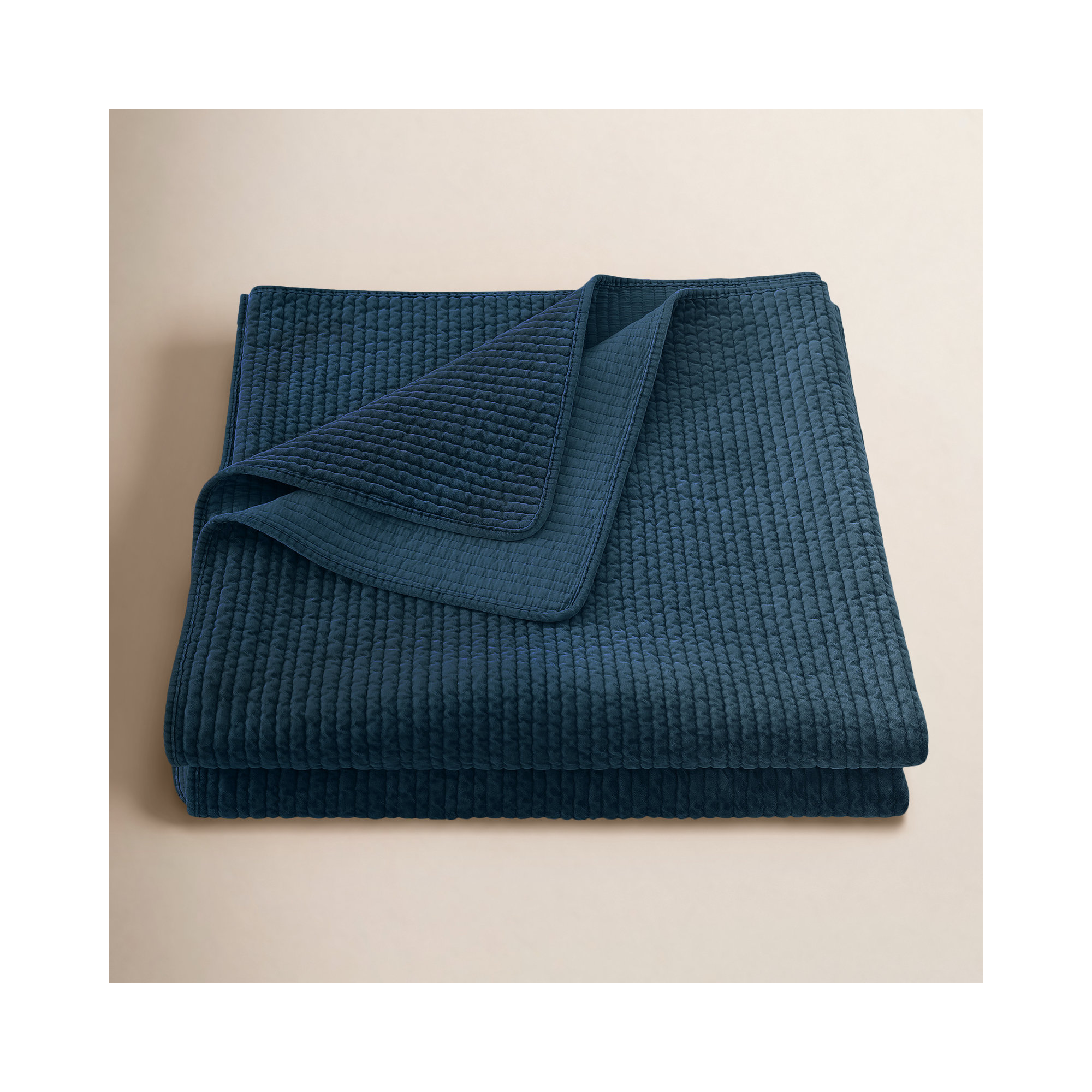 Kobie Stonewashed Cotton Velvet Modern Rustic Quilt, Full/Queen Quilt, Deep Blue