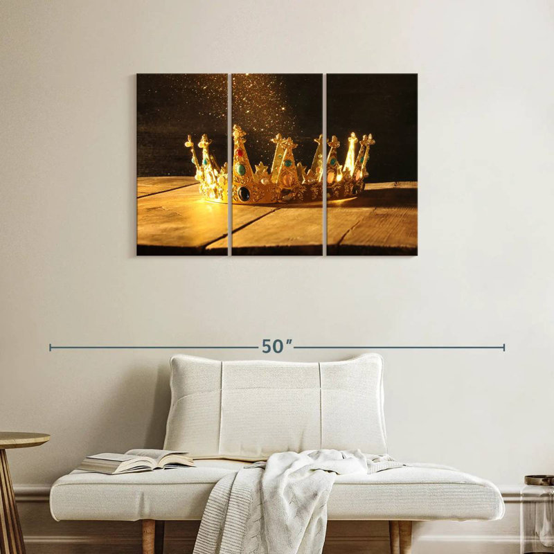 Kerner Golden Crown, 24" H x 38" W