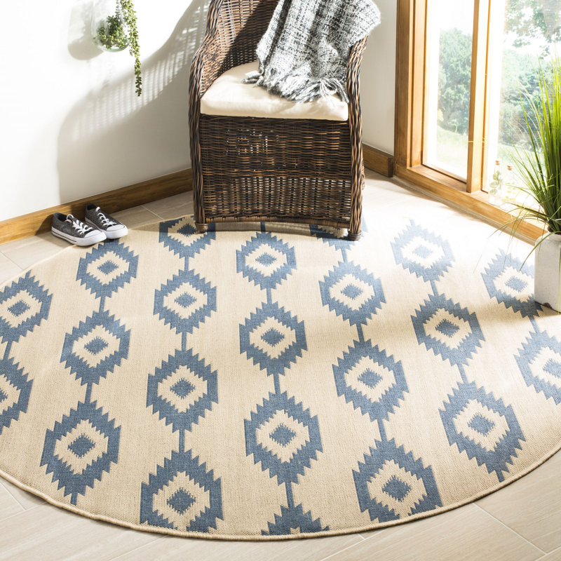 Lollar Southwestern Indoor/Outdoor Area Rug, Round 6'7"