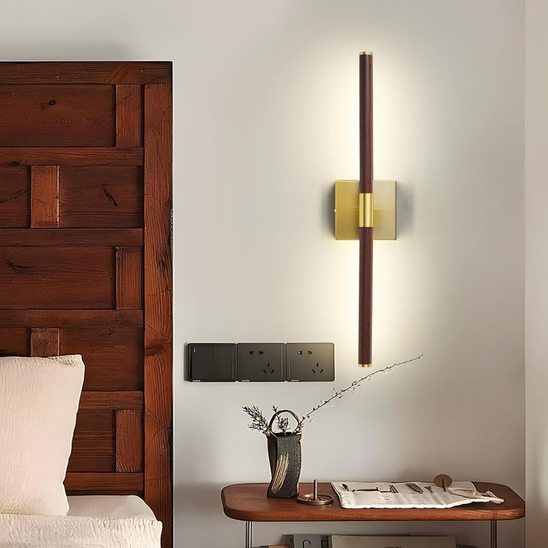 Luminaire pour meuble-lavabo à DEL Fiza (horizontal et vertical), H 24 po x l 4,7 po x P 3,6 po, Doré / Brun