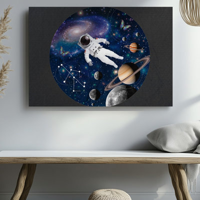 Toile, collage cosmique envoûtant avec un astronaute dans un art mural