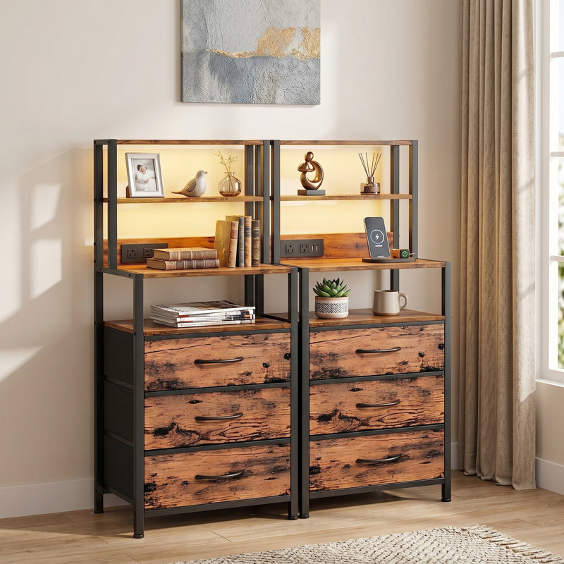 Ensemble de 2 tables de chevet à DEL, de grandes tables de chevet avec 3 tiroirs et 3 tablettes ouvertes chacune, 2 prises et 2 ports USB, tube de lumière 4 couleurs