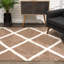 Tapis beige à motif géométrique 3 pi x 5 pi-246616686