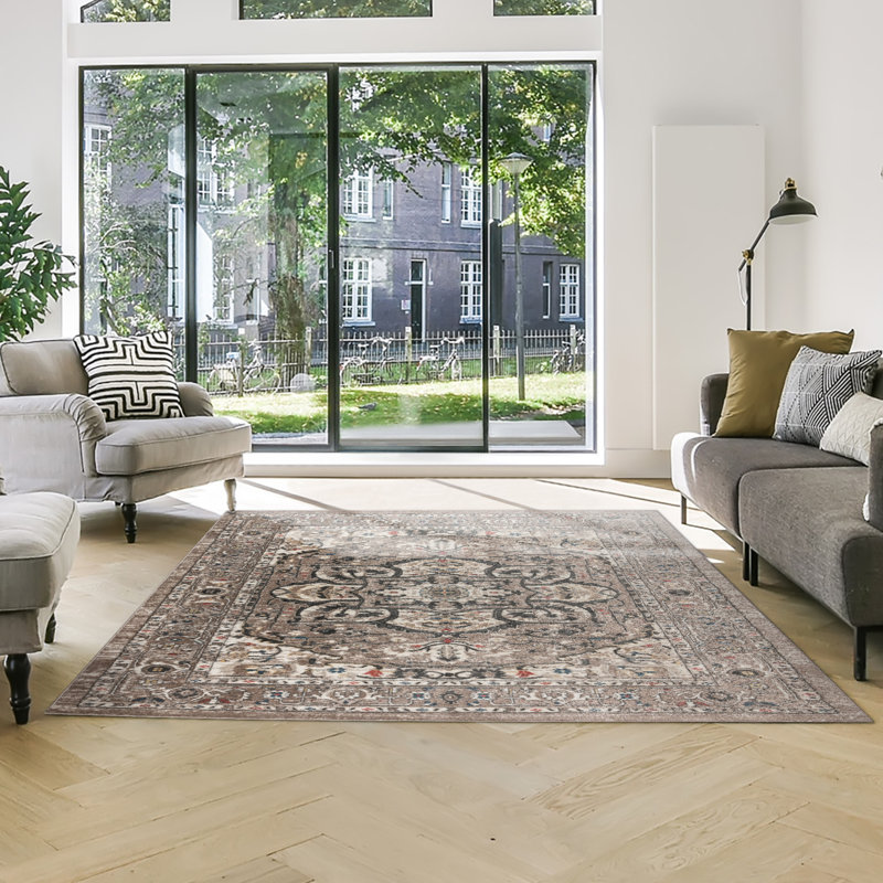 Tapis traditionnel brun en polypropylène brun Maia Wynn, Rectangle 7 pi 10 po x 10 po
