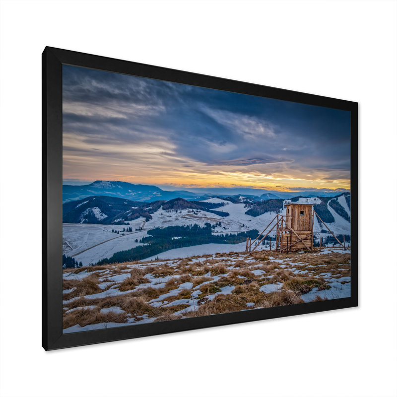 Snowy Mountains With Colorful Sky - reproduction de cadre photo sur toile, H 30 po x l 40 po x P 1,5 po, Cadre noir